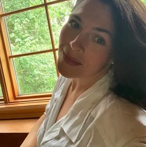 Meet your Posher, Leah